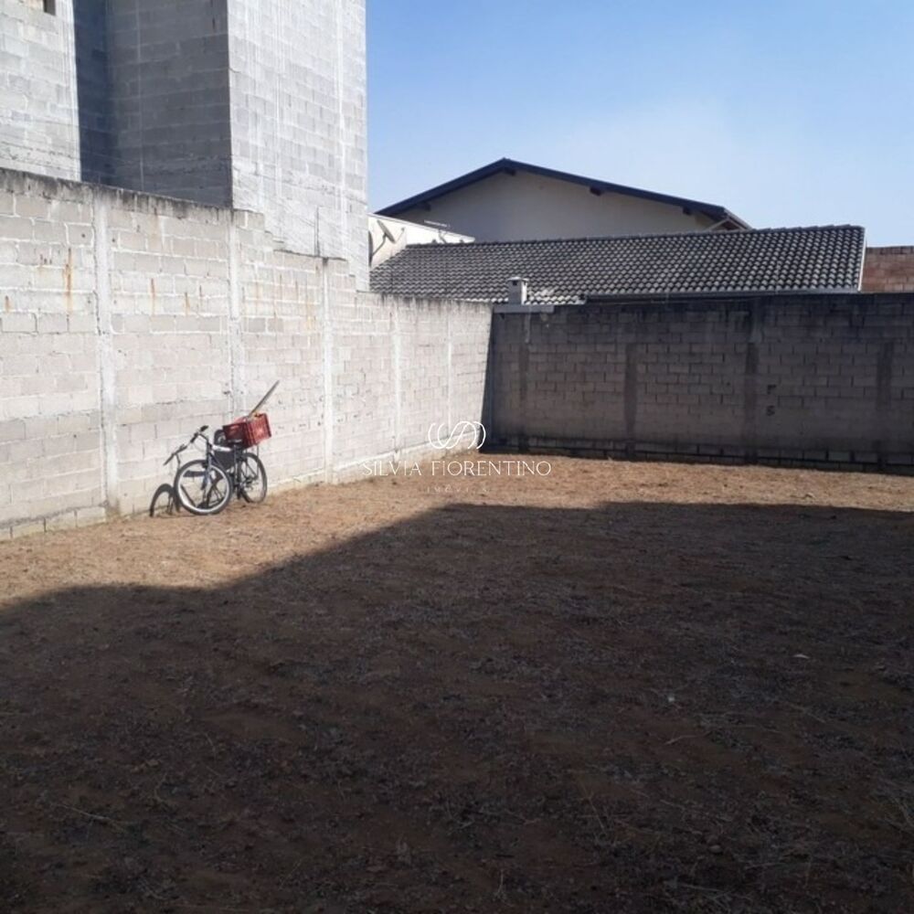 Terreno, 303 m² - Foto 1