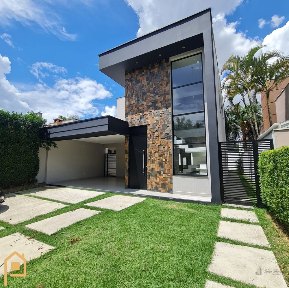 Casa, 3 quartos, 242 m² - Foto 1