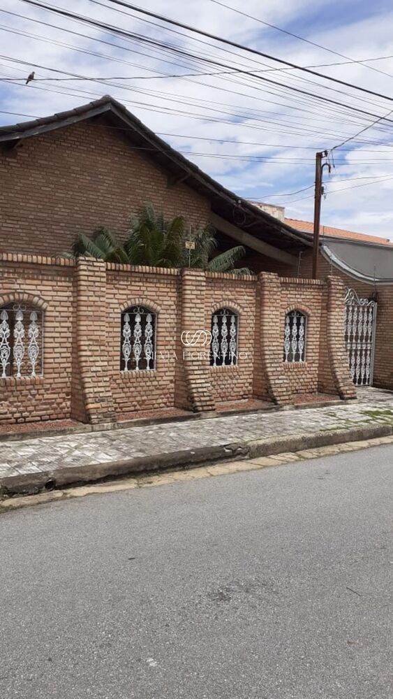 Casa à venda com 4 quartos, 170m² - Foto 11