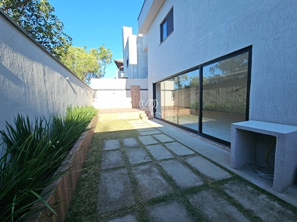 Casa, 3 quartos, 256 m² - Foto 23