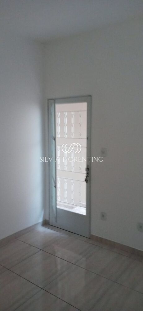 Casa à venda com 2 quartos, 125m² - Foto 17