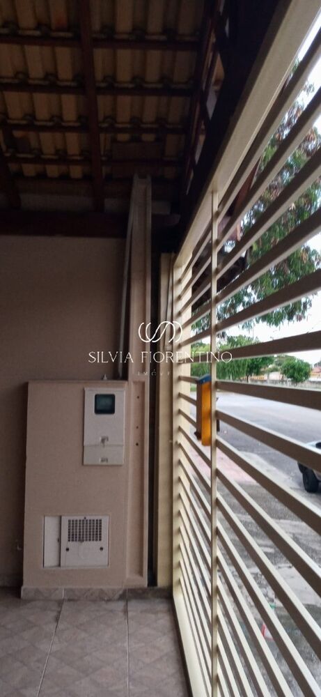 Casa à venda com 2 quartos, 125m² - Foto 3
