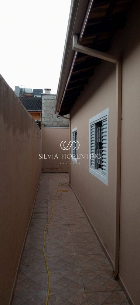Casa à venda com 2 quartos, 125m² - Foto 12