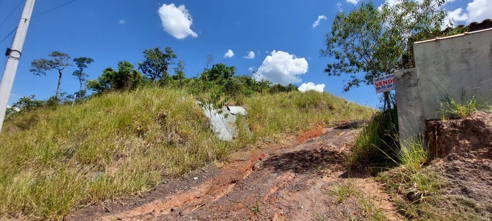 Terreno, 2050 m² - Foto 2