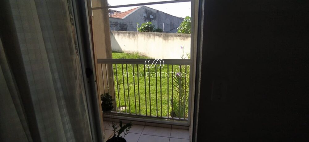 Apartamento à venda com 2 quartos, 48m² - Foto 12