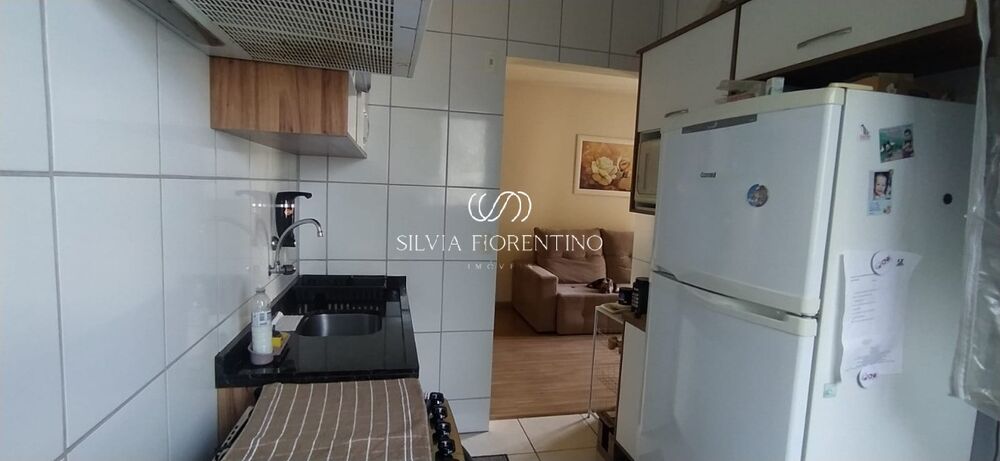 Apartamento à venda com 2 quartos, 48m² - Foto 5