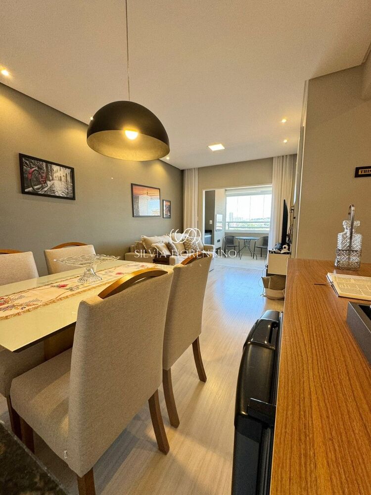 Apartamento, 2 quartos, 72 m² - Foto 1