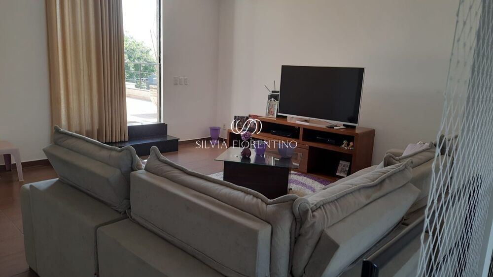 Casa à venda com 3 quartos, 275m² - Foto 3