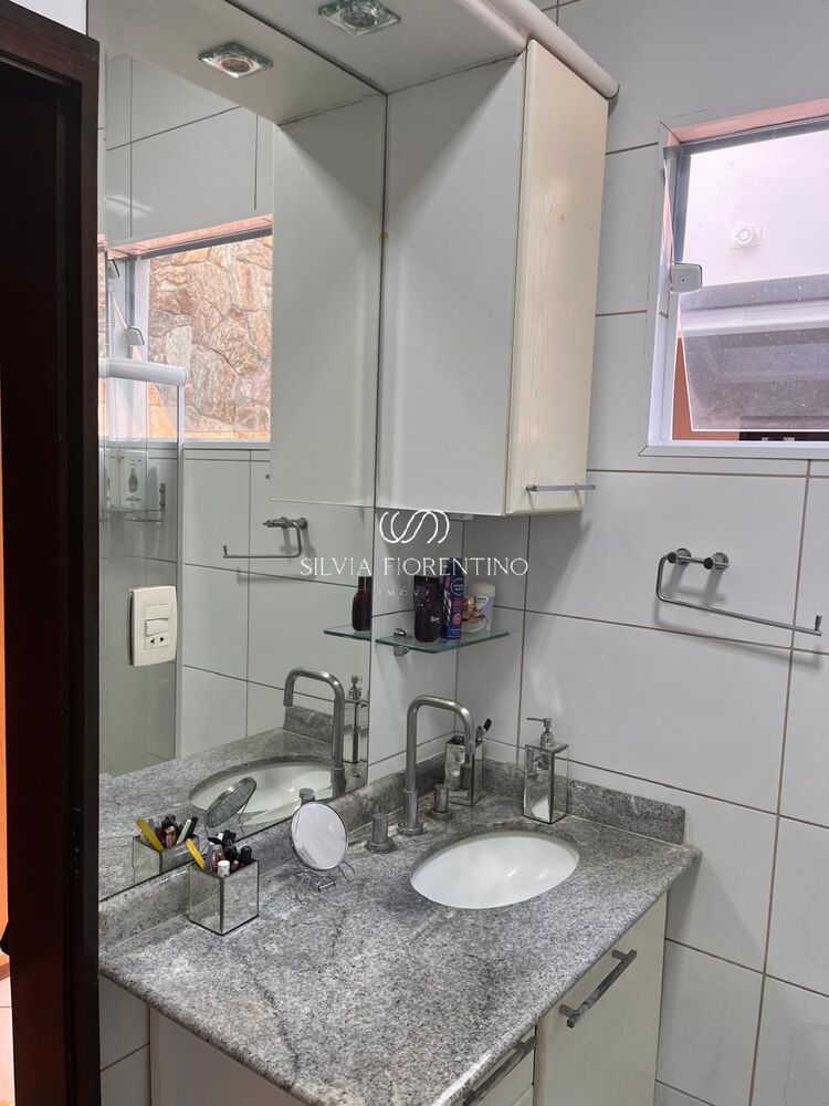 Casa, 3 quartos, 284 m² - Foto 3