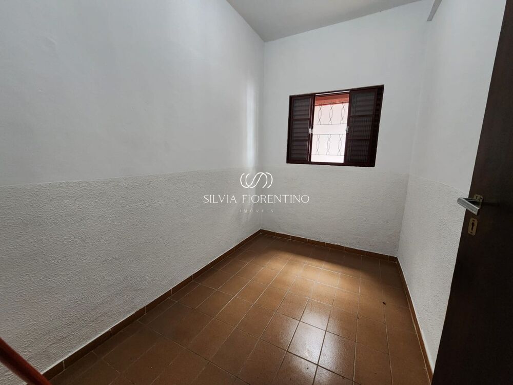 Casa, 4 quartos, 190 m² - Foto 2