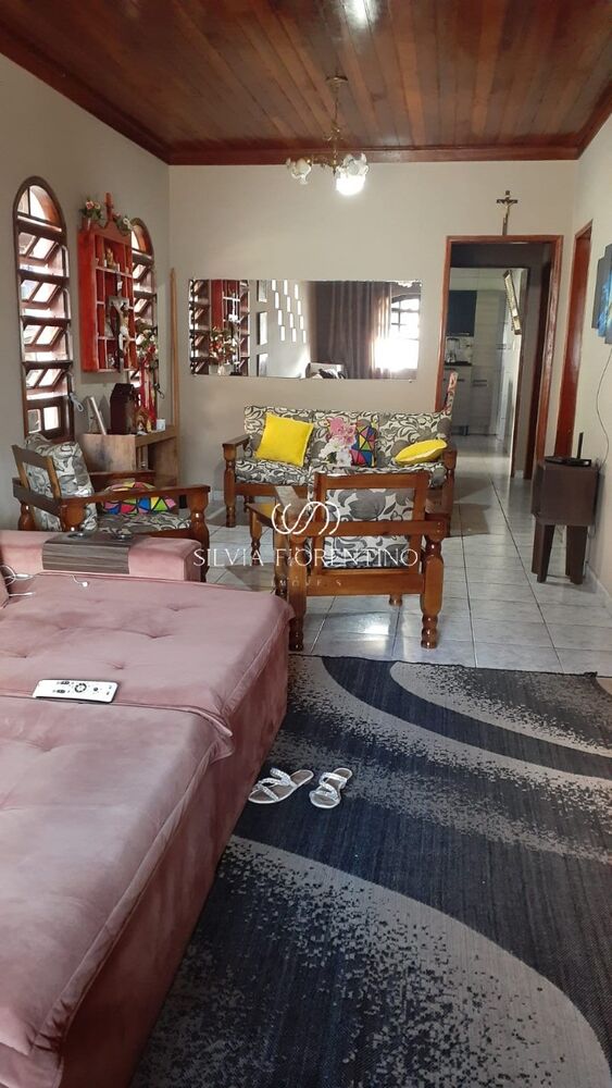 Casa à venda com 3 quartos, 281m² - Foto 2