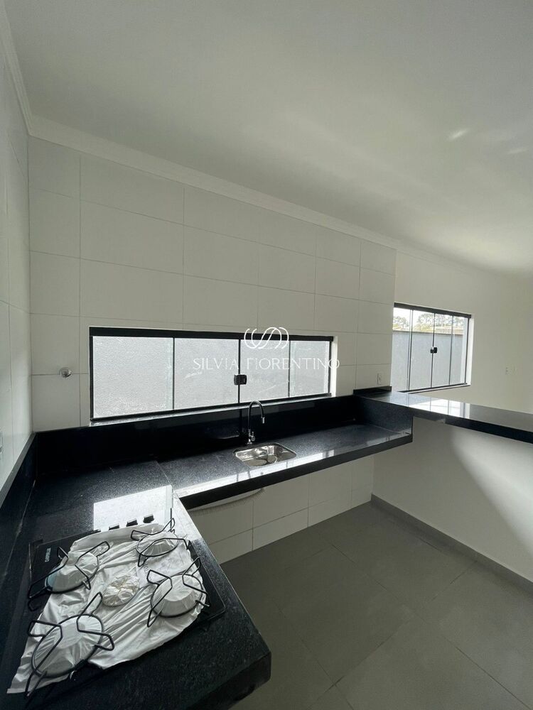 Casa, 2 quartos, 160 m² - Foto 2
