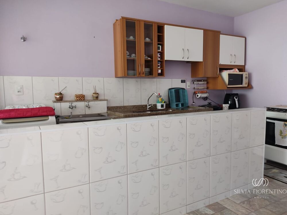 Casa à venda com 2 quartos, 500m² - Foto 2