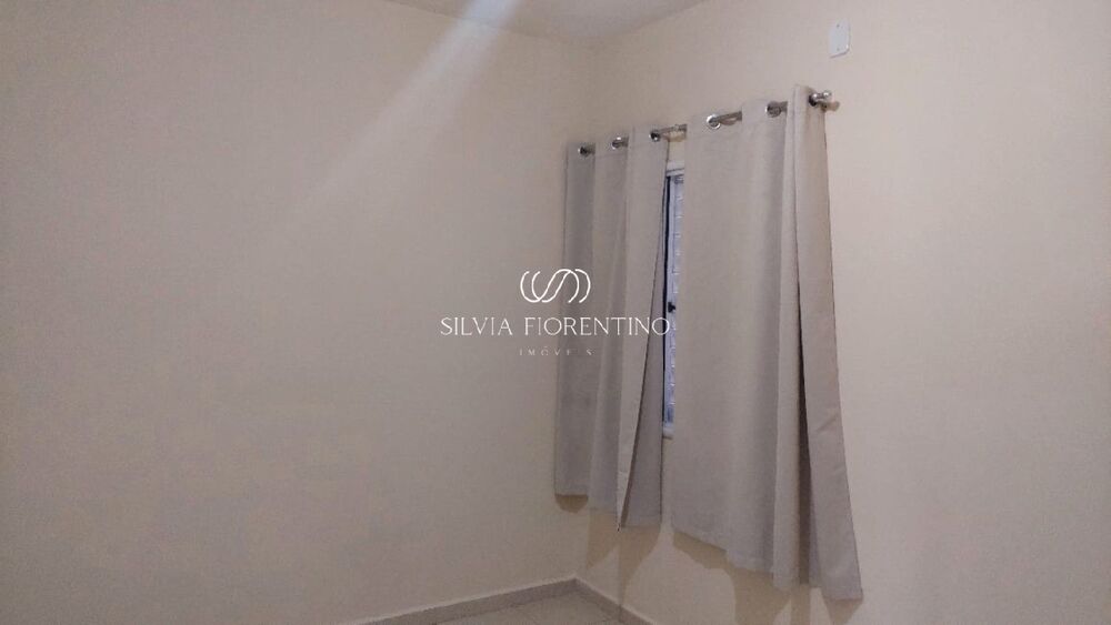 Apartamento à venda com 2 quartos, 70m² - Foto 4