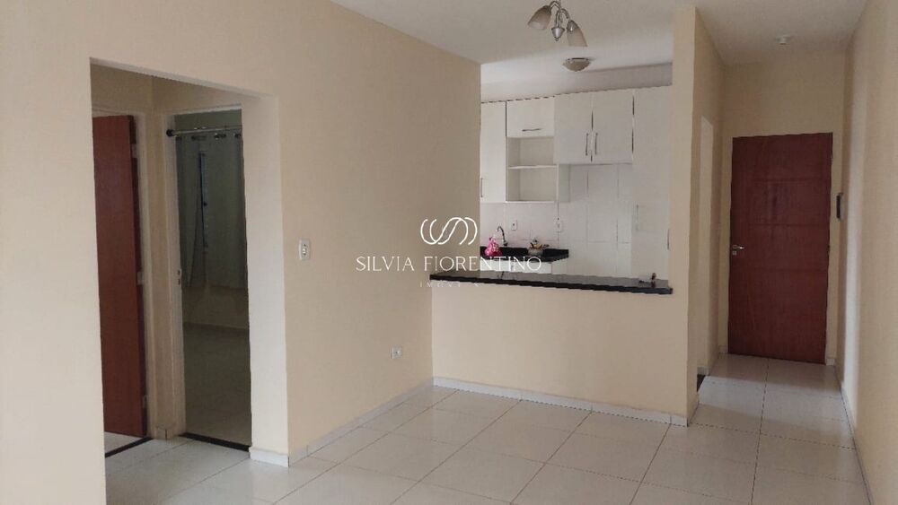 Apartamento à venda com 2 quartos, 70m² - Foto 2