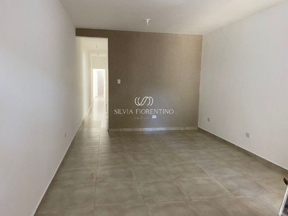 Casa à venda com 3 quartos, 120m² - Foto 4