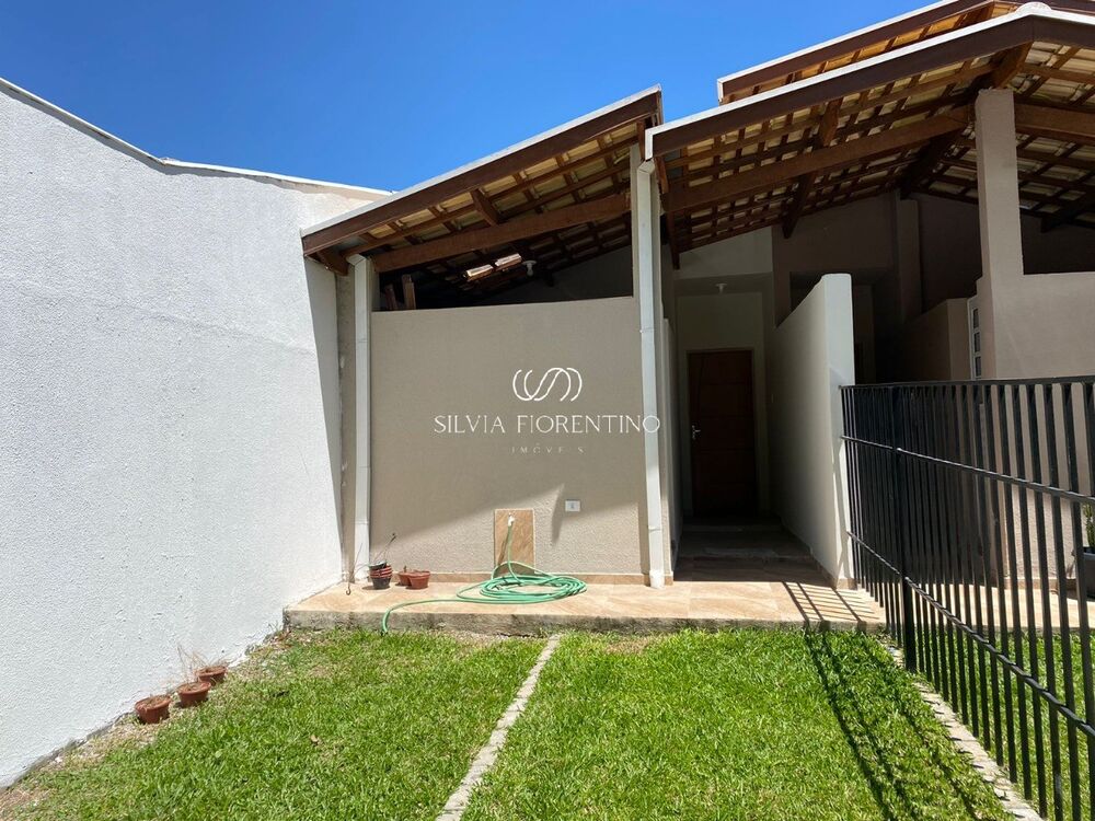 Casa à venda com 3 quartos, 120m² - Foto 3