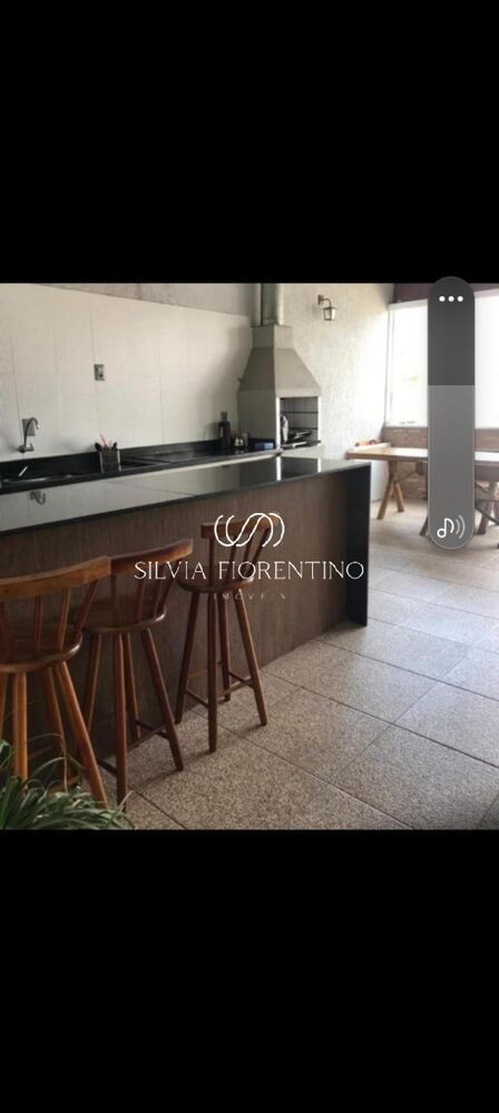 Casa, 3 quartos, 250 m² - Foto 2