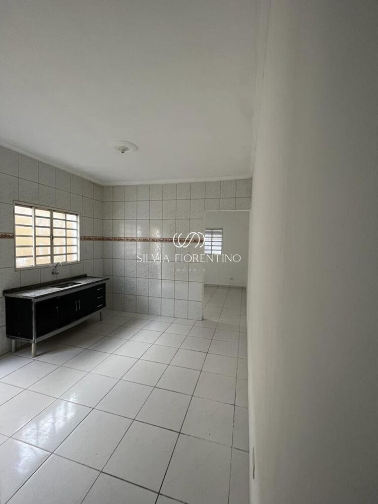 Casa à venda com 3 quartos, 125m² - Foto 3