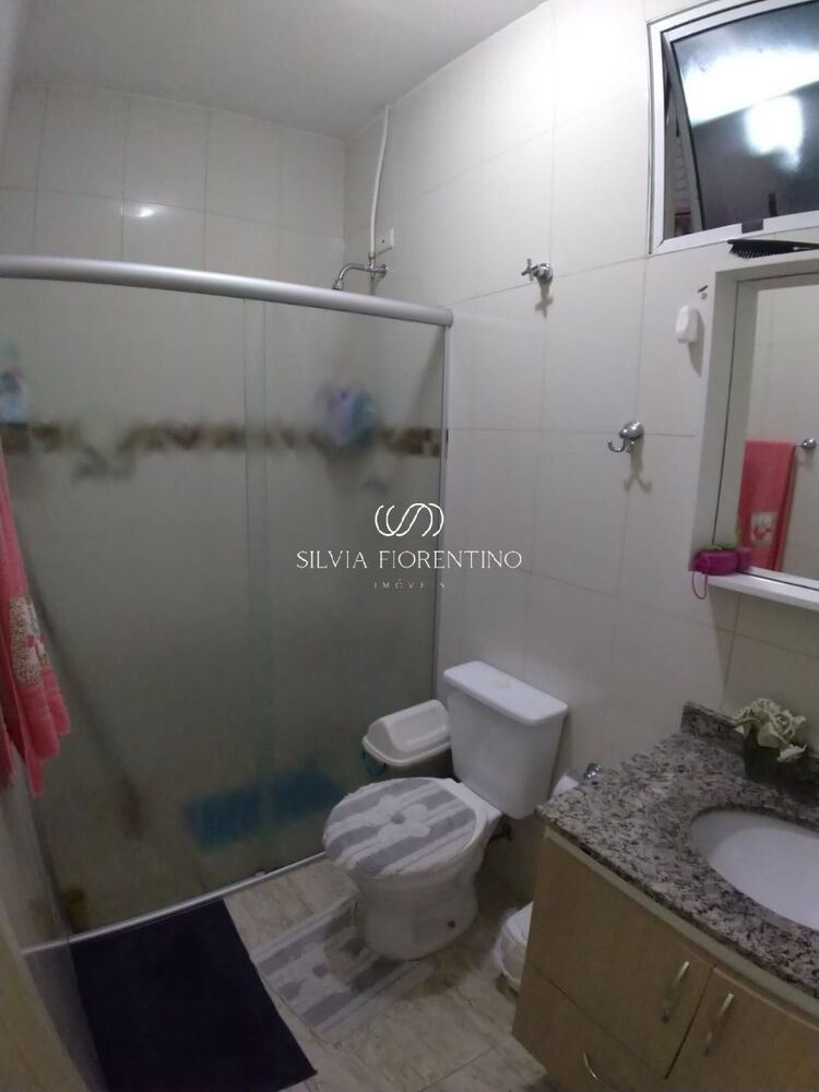 Casa à venda com 2 quartos, 127m² - Foto 2