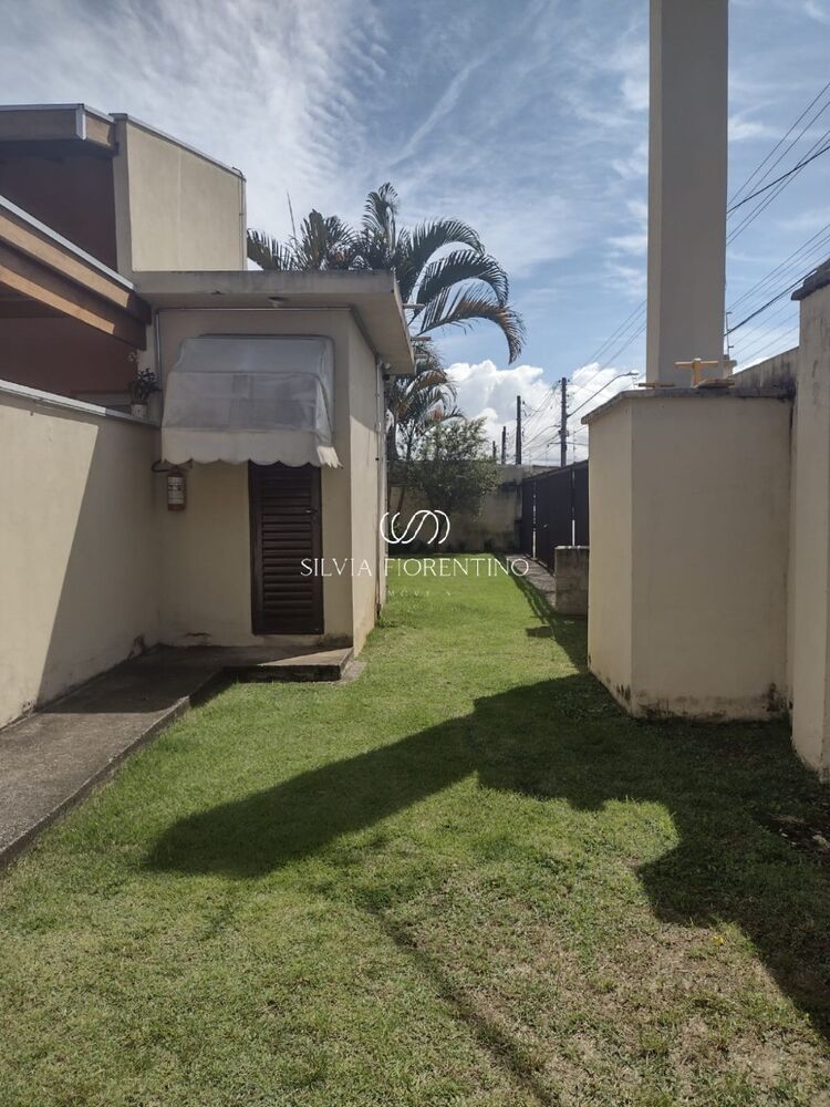 Casa à venda com 2 quartos, 127m² - Foto 3