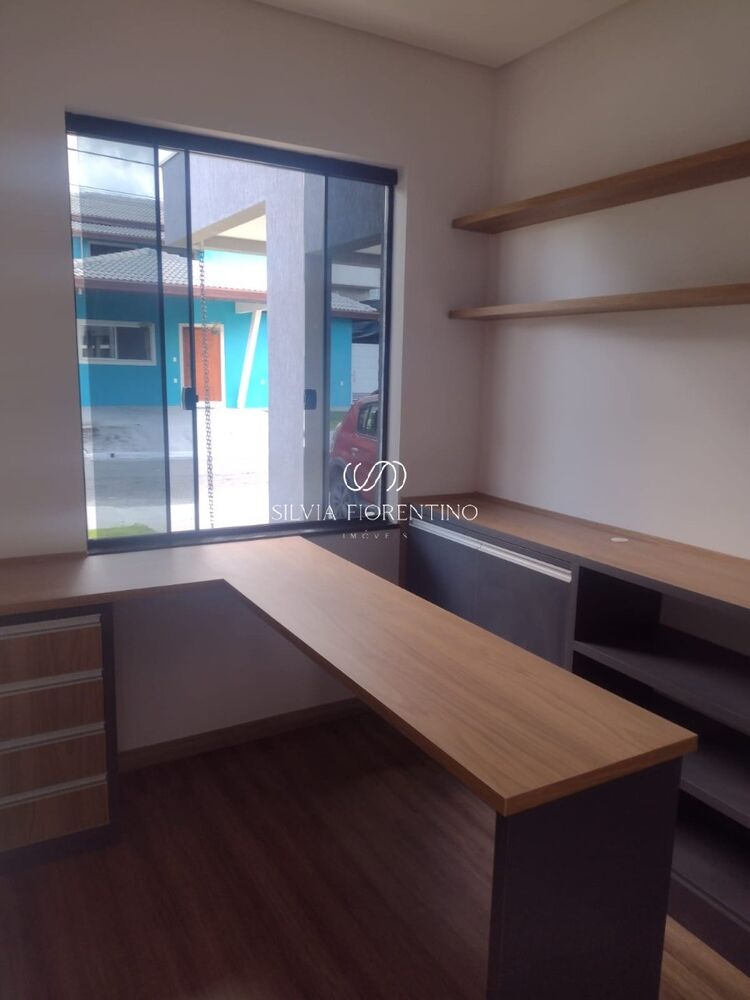 Casa, 3 quartos, 252 m² - Foto 2