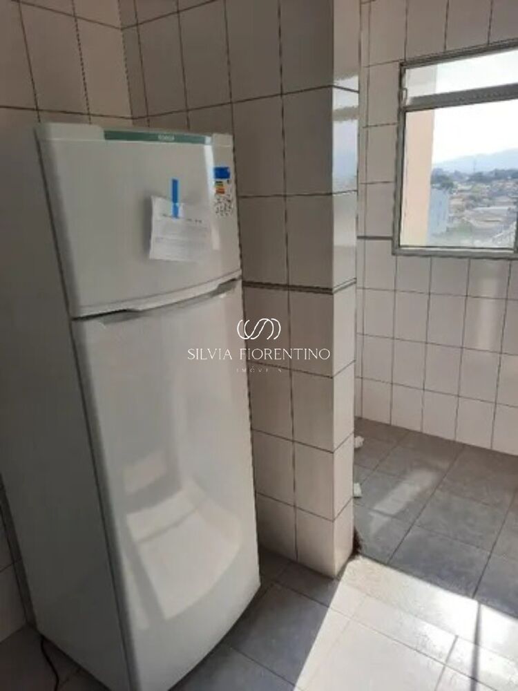 Apartamento à venda com 2 quartos, 69m² - Foto 5