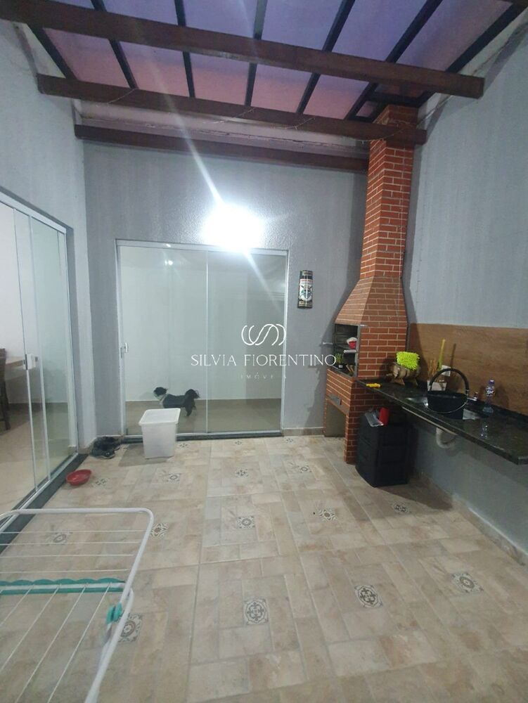 Casa à venda com 2 quartos, 125m² - Foto 11