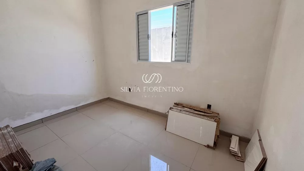 Casa à venda com 3 quartos, 150m² - Foto 3