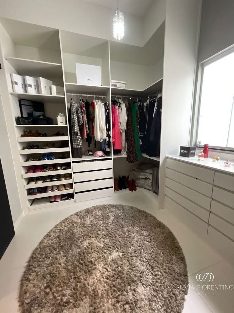 Casa à venda com 5 quartos, 250m² - Foto 7