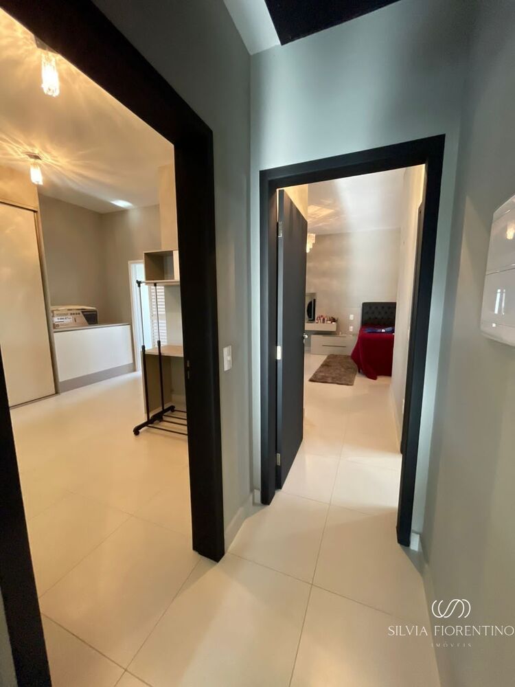 Casa à venda com 5 quartos, 250m² - Foto 43