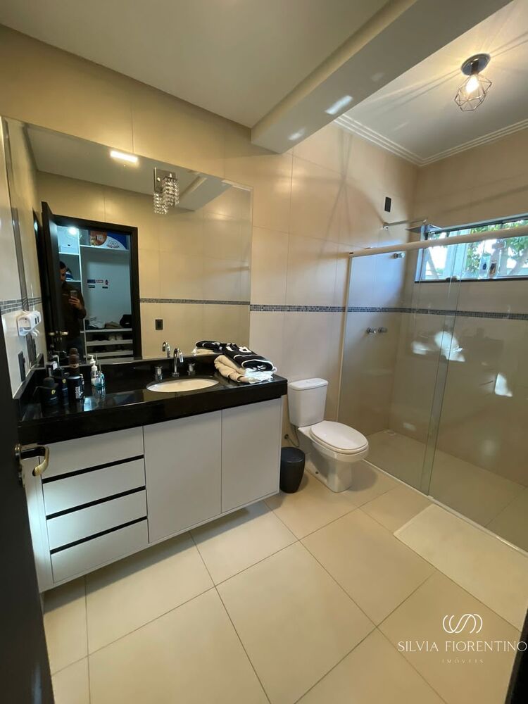Casa à venda com 5 quartos, 250m² - Foto 38