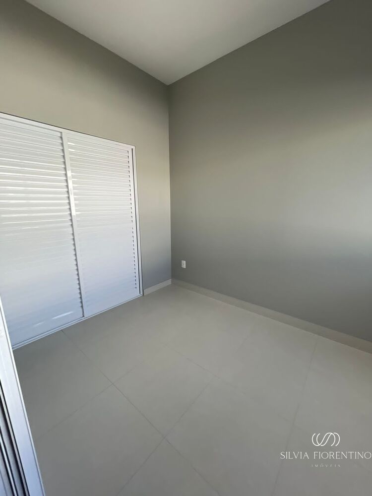Casa à venda com 5 quartos, 250m² - Foto 11