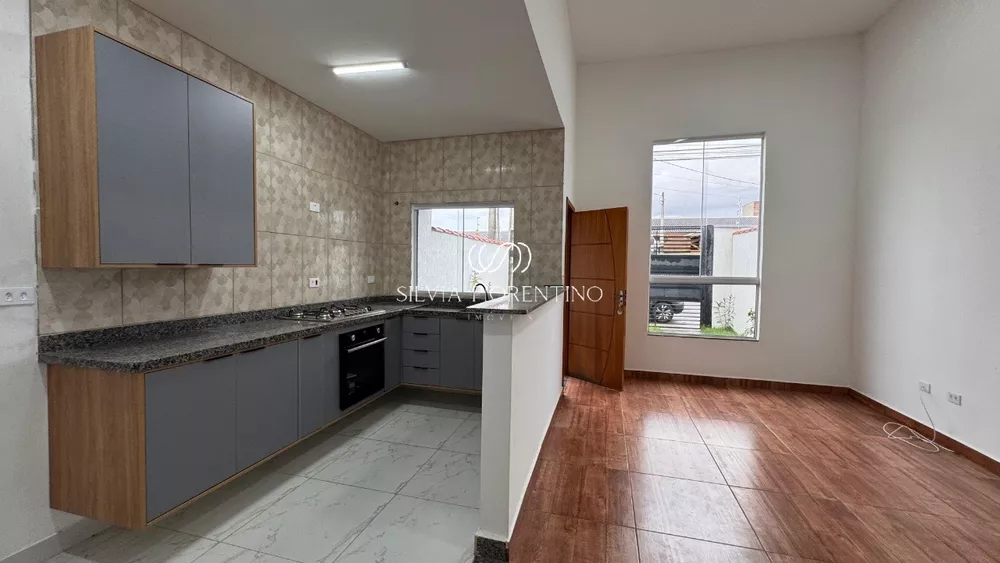 Casa à venda com 3 quartos, 125m² - Foto 3