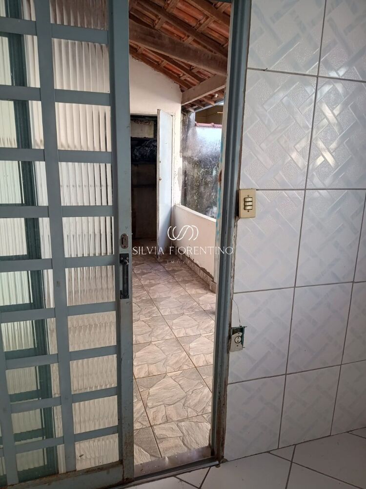 Casa, 3 quartos, 250 m² - Foto 4
