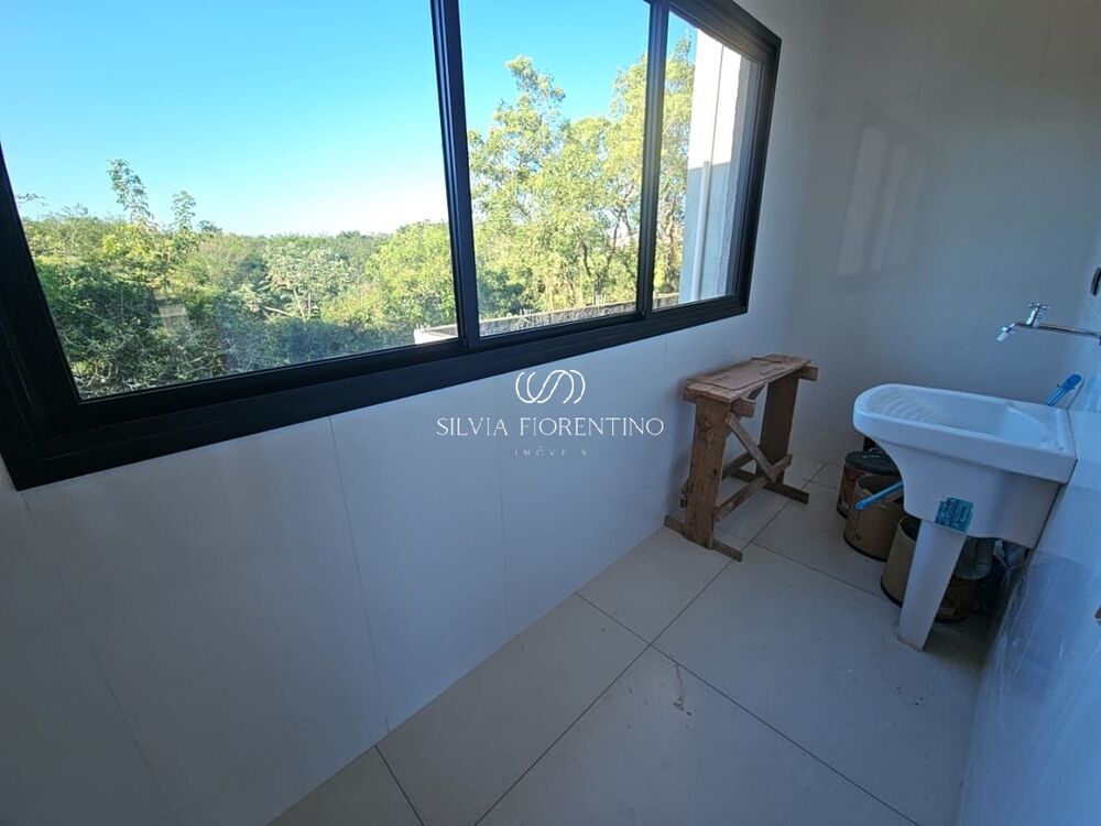 Casa, 3 quartos, 253 m² - Foto 3