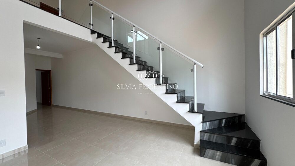 Casa, 3 quartos, 225 m² - Foto 2