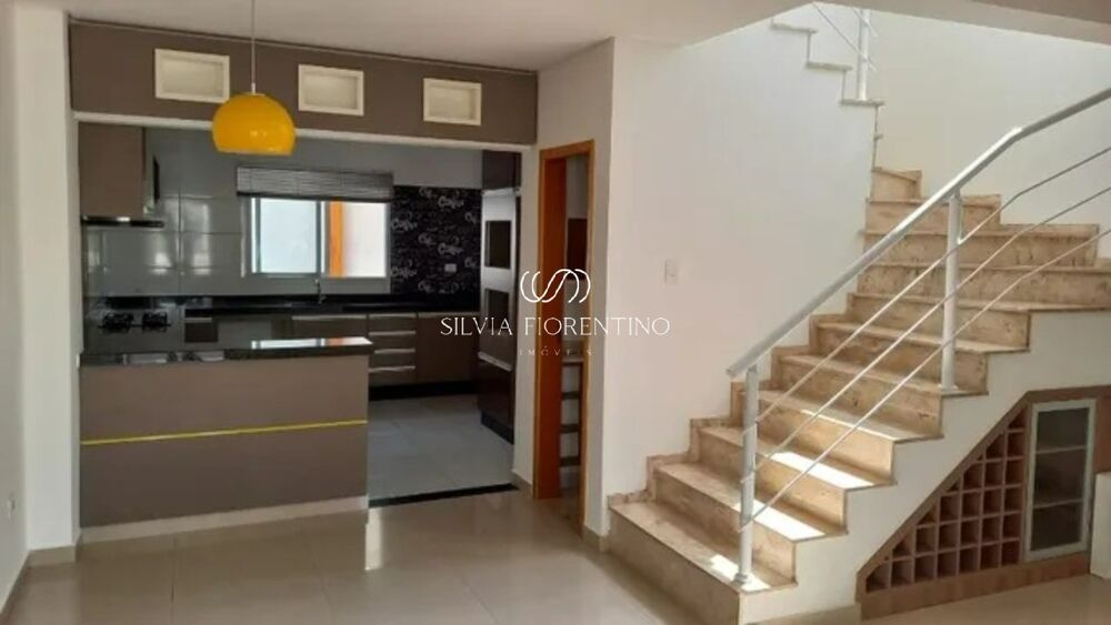 Casa, 3 quartos, 181 m² - Foto 1