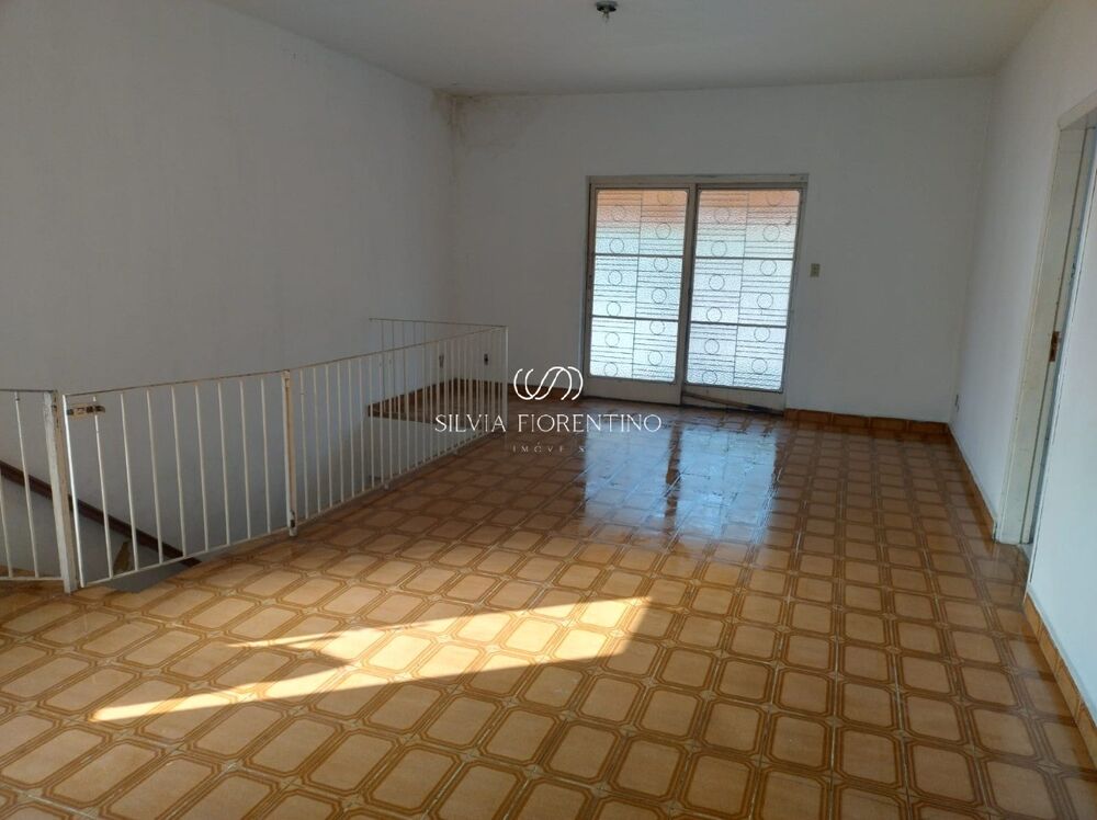 Casa à venda com 3 quartos, 250m² - Foto 24
