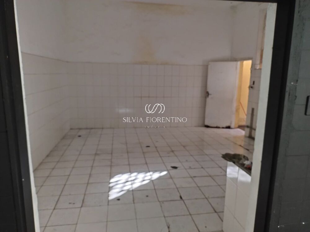 Casa à venda com 3 quartos, 250m² - Foto 13