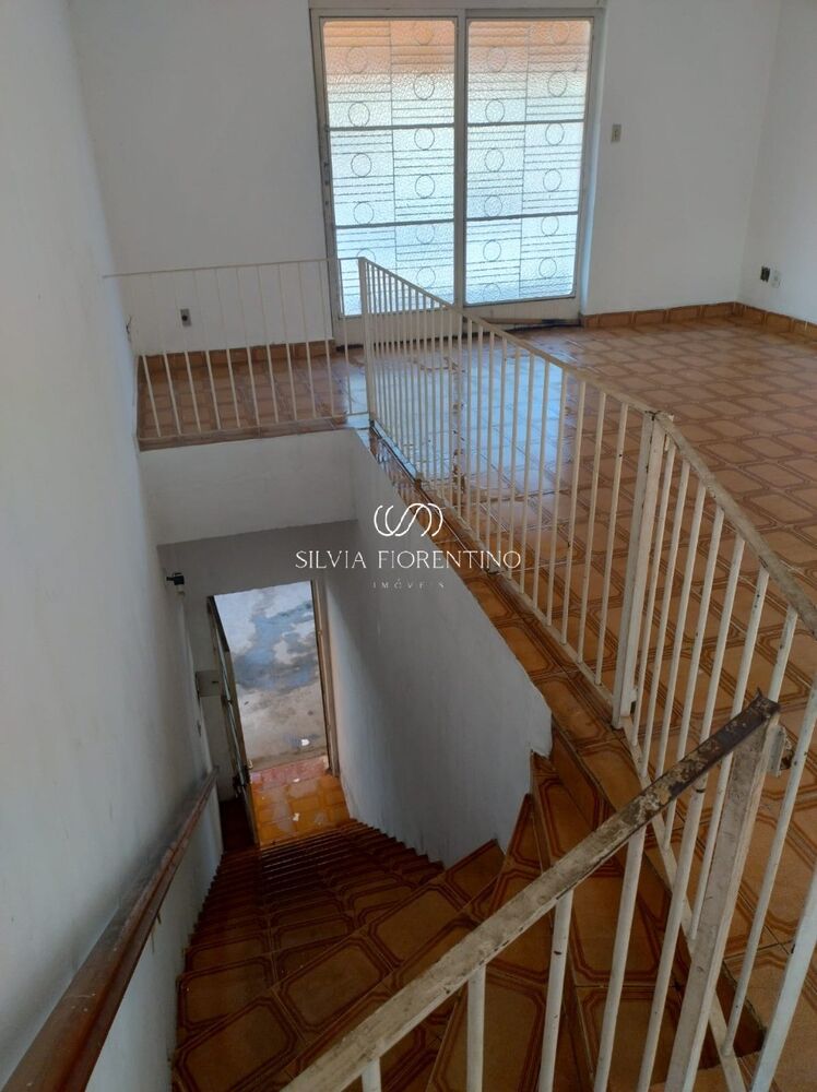 Casa à venda com 3 quartos, 250m² - Foto 22