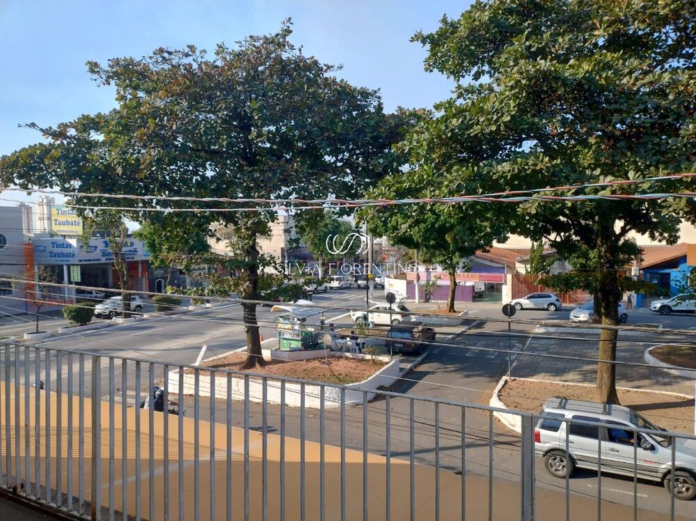 Casa à venda com 3 quartos, 250m² - Foto 27