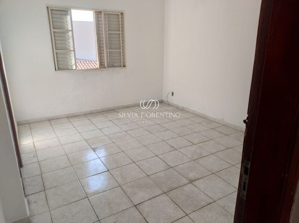 Casa à venda com 3 quartos, 250m² - Foto 11