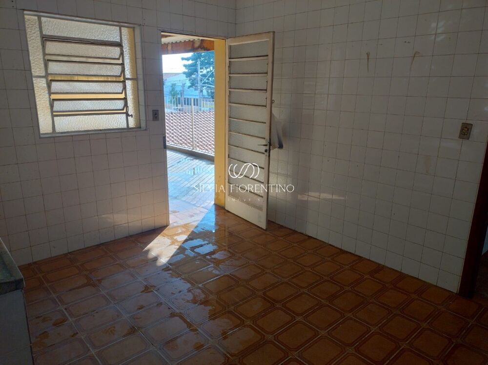 Casa à venda com 3 quartos, 250m² - Foto 21