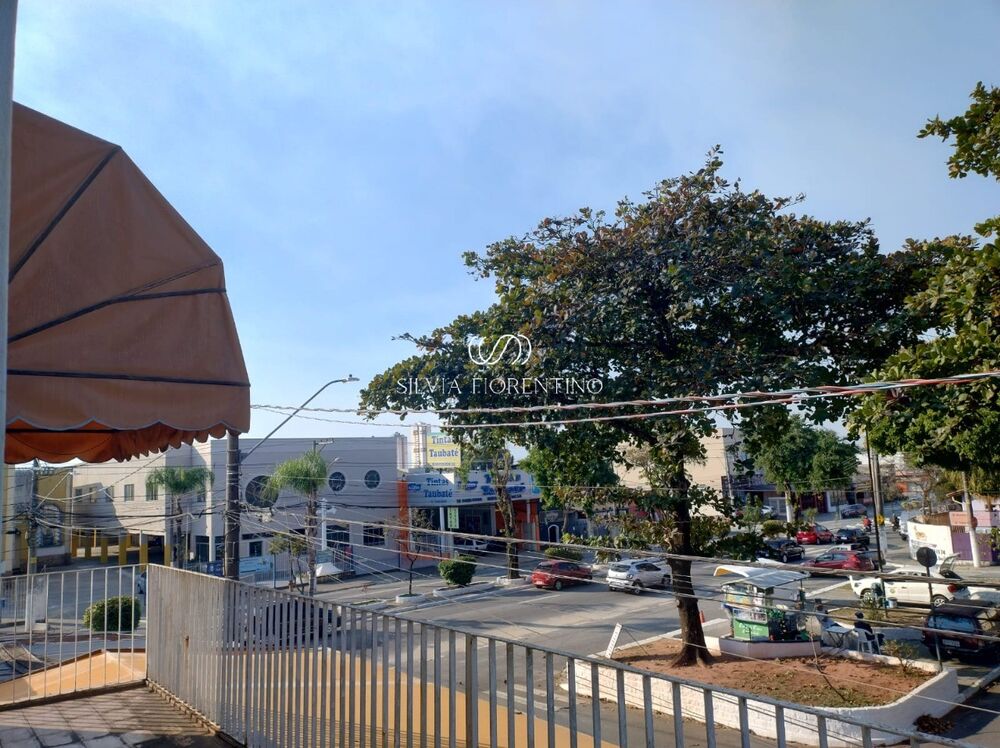 Casa à venda com 3 quartos, 250m² - Foto 28