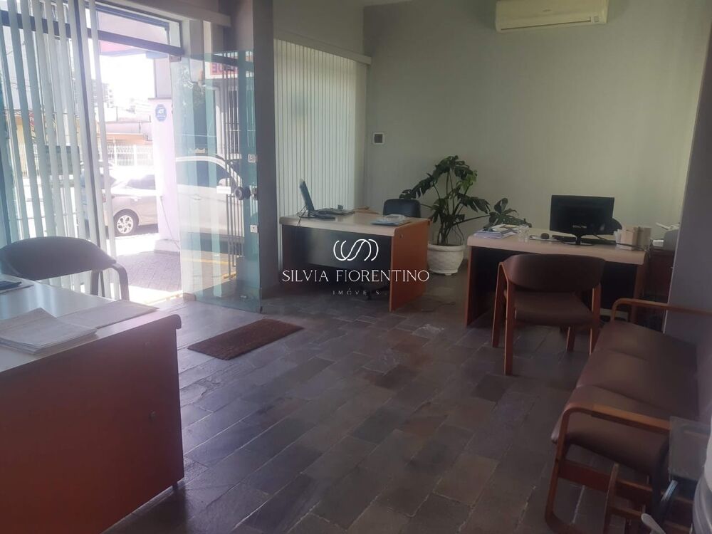 Casa, 3 quartos, 253 m² - Foto 1