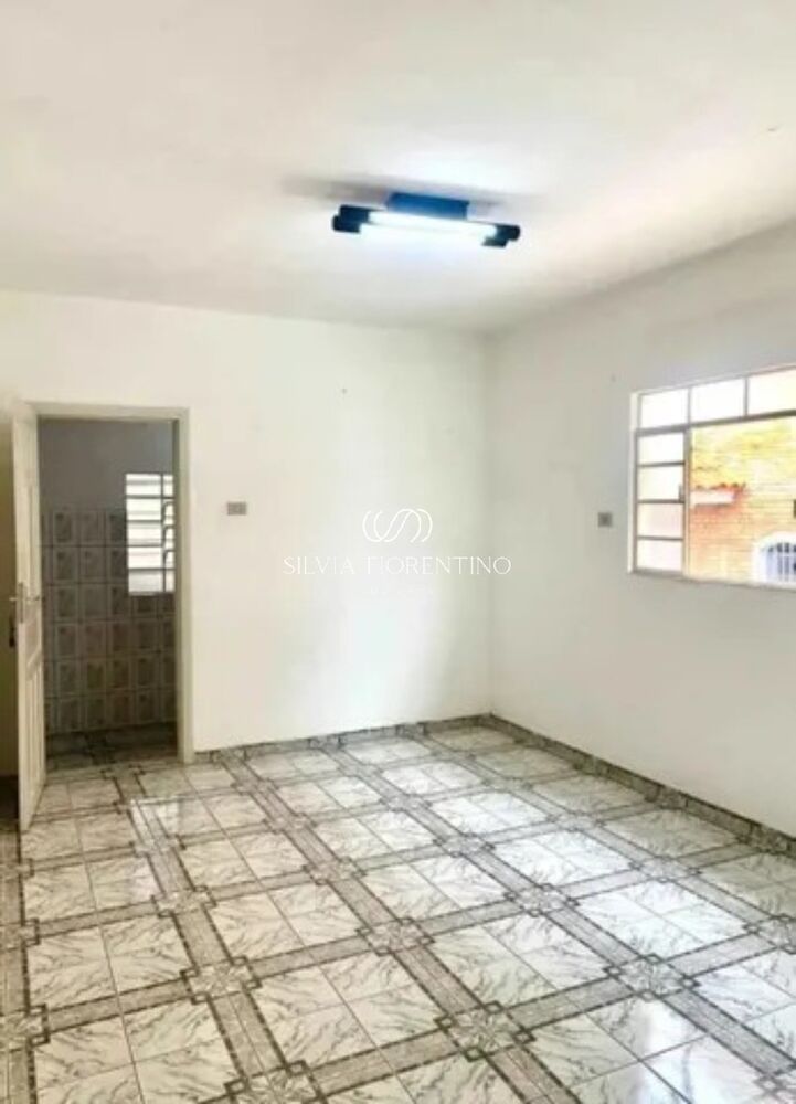 Casa à venda com 2 quartos, 250m² - Foto 4