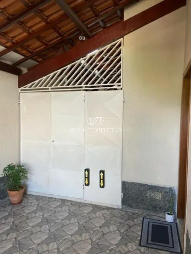 Casa à venda com 3 quartos, 180m² - Foto 16