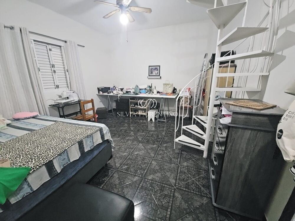 Casa, 4 quartos, 228 m² - Foto 5