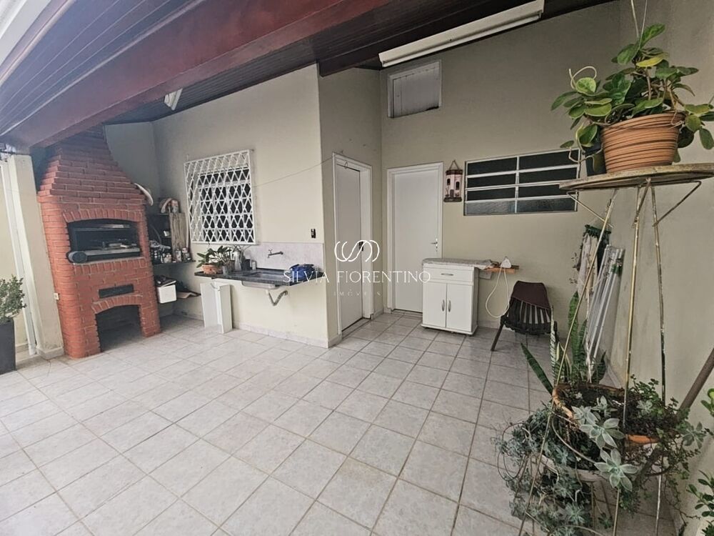 Casa, 4 quartos, 228 m² - Foto 2